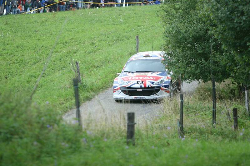 Účastníci 40. ročníku Barum Czech Rally Zlín v sobotu absolvovali osm rychlostních zkoušek v rámci 1. etapy, po které je pořád ve vedení Jan Kopecký.