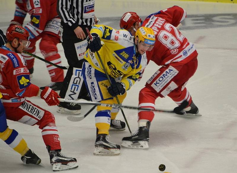 Hokej Zlín - Třinec, 2. předkolo, úterý - 1. třetina