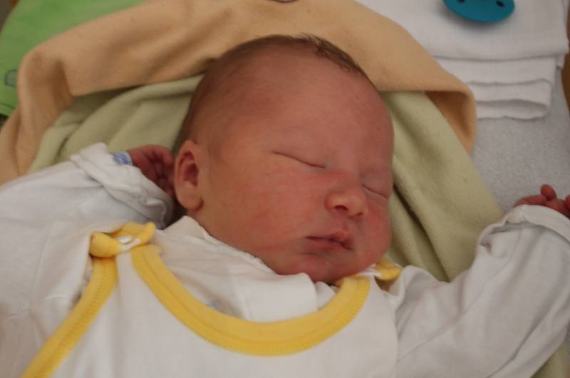 Adam Adamovič, 9. září 2020, 3930 g, 54 cm, Tlumačov  (10)