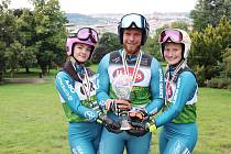 V úterý se v Riegrových sadech lyžovalo! Představili se čeští závodníci Martin Barták, Alena Veselá a Šárka Abrahamová společně s šéftrenérem reprezentace Danielem Mačátem.