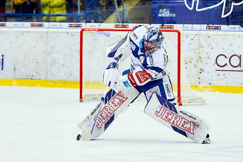 Hokejisté Zlína (modré dresy) v 17. kole Tipsport extraligy vyzvali Kometu Brno.