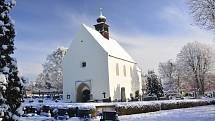 Dominantou obce Tečovice je ranně gotický kostel sv. Jakuba Většího ze 13. století