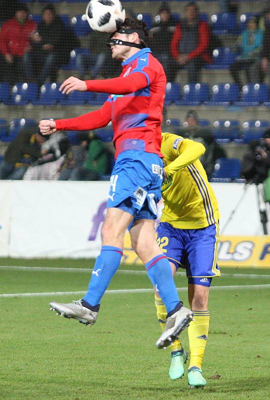 V pátečním duelu 18. kole FORTUNA:LIGY fotbalisté Fastavu Zlín (ve žlutém) hostili úřadujícího mistra Viktorii Plzeň.