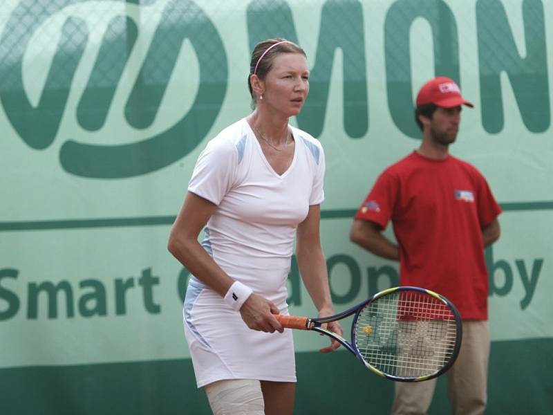 Tenisový turnaj žen ITF Smart Card Open by Monet +, na snímku Renata Voráčová. 