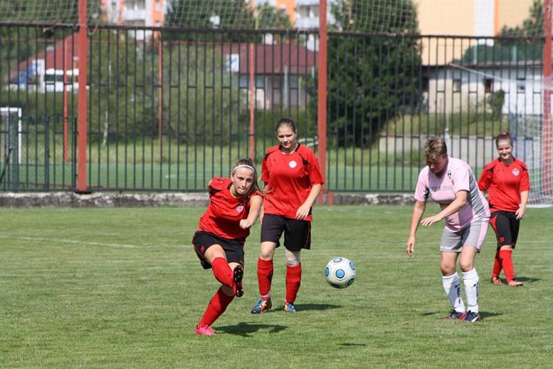 Krajský přebor žen: Brumov - Březnice 4:0. 