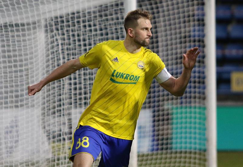 Fotbalisté Zlína (ve žlutých dresech) v 16. kole FORTUNA:LIGY remizovali s Baníkem Ostrava 1:1.