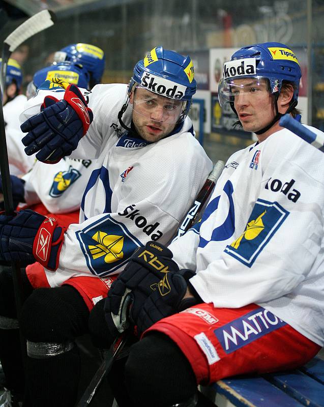 Podívejte se na průřez kariéry ve fotografiích legendy zlínského hokeje, trojnásobného mistra světa a kapitána mistrů extraligy 2014 Petra Čajánka. Foto: archiv Deníku.