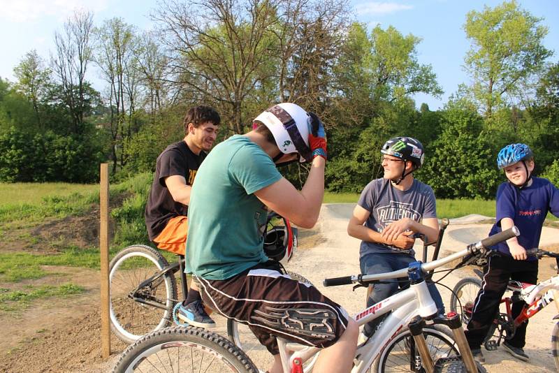 V Zádveřicích – Rakové vyrostl nový bikepark