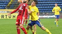 Fotbalisté Fastavu Zlín (ve žlutém) v sobotním 16. kole FORTUNA:LIGY hostili na Letné Sigmu Olomouc.