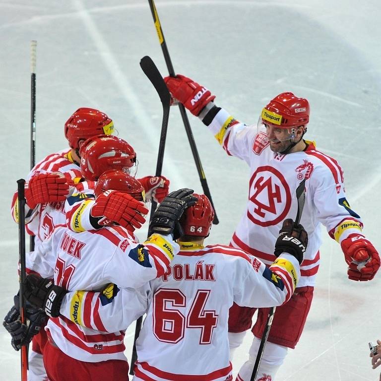 HC Ocelaři Třinec vs. PSG Zlín. Radost Třineckého teamu. 