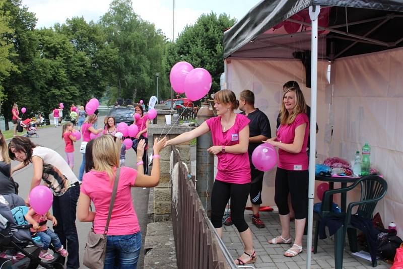 Avon pochod proti rakovině prsu v Luhačovicích.