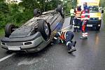 Dopravní nehoda osobního automobilu u obce Petrůvka.