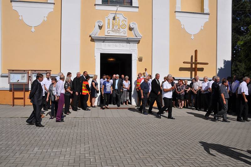 Pohřeb významného moravského agronoma a politika Františka Čuby se konal  v kostele Narození sv. Jana Křtitele ve Slušovicích ve středu 3. července 2019. Na poslední cestě zesnulého doprovodil i prezident Miloš Zeman, který byl jeho dlouholetým přítelem. 