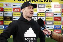 Trenér fotbalistů Zlína Bronislav Červenka při zápase s Baníkem Ostrava. 