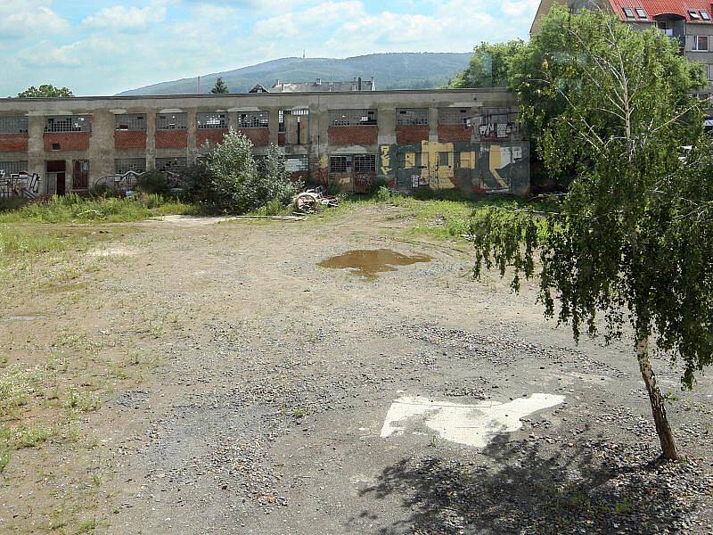 Bývalá Hřebíčkova továrna ve Zlíně – Malenovicích možná po dlouhých letech ožije