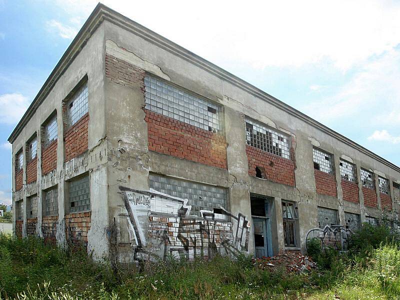 Bývalá Hřebíčkova továrna ve Zlíně – Malenovicích možná po dlouhých letech ožije