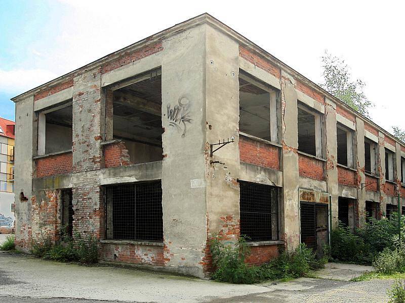 Bývalá Hřebíčkova továrna ve Zlíně – Malenovicích