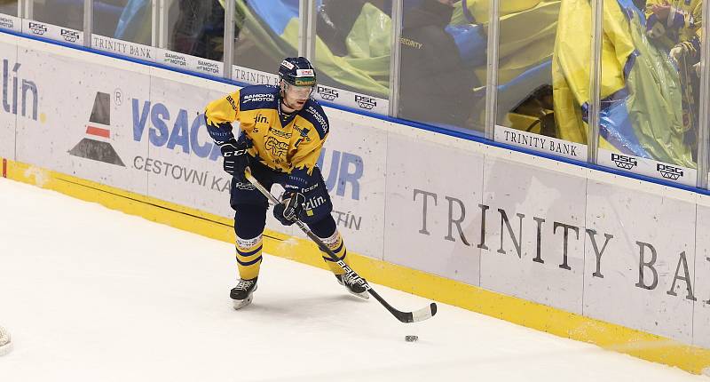 Třetí hokejové derby sezony patřilo Vsetínu. Pavel Kubiš.