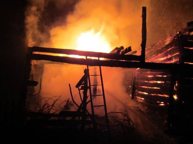 Požár stodoly v Doubravách.