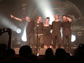 Marta Jandová spolu se svojí německou kapelou Die Happy na pódiu Masters of Rock Café ve Zlíně