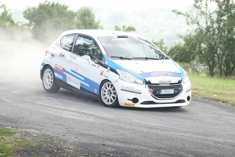 Závodníci jubilejního 50. ročníku Barum Czech Rally Zlín měli ve středu možnost testovací rychlostní zkoušky v okolí Velkého Ořechova.