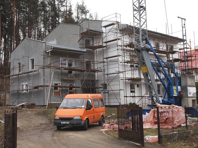 Výstavba sociálního bydlení v Horní Lhotě. 