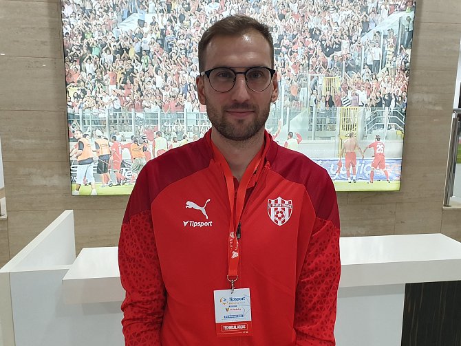 Fotbalista Tomáš Poznar přiletěl na Maltu, kde se připojil ke Spartaku Trnava.