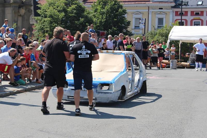 Ve Valašských Kloboukách se představili největší siláci z regionu