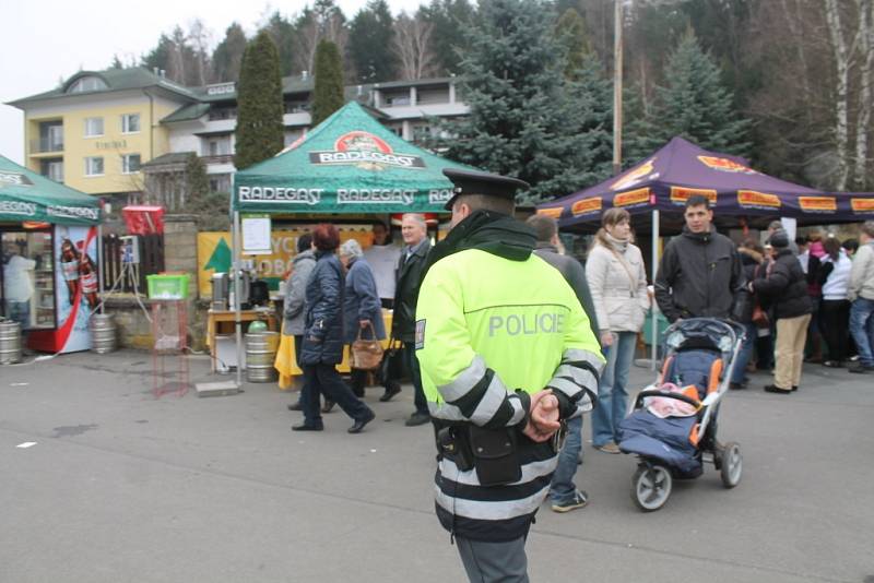 V sobotu 15. března se na hrázi luhačovické  přehrady, konala akce s názvem Luhačovická zabijačka 2014