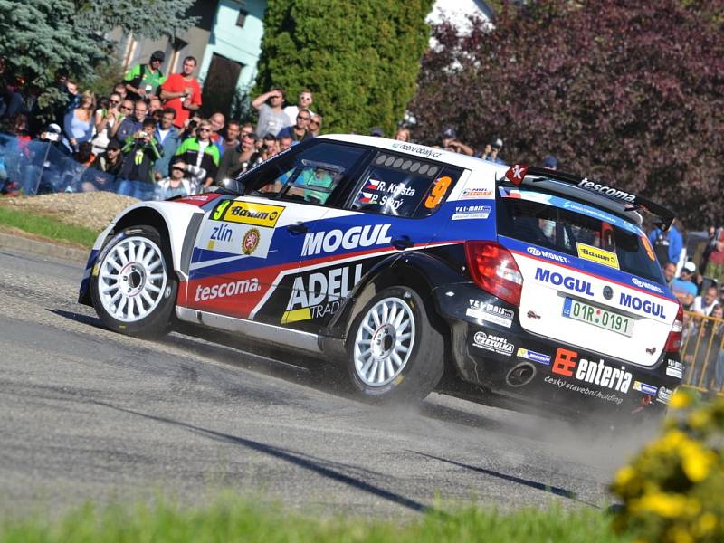 Páteční kvalifikační zkouška a shakedown před zahájením 44. ročníku Barum Czech Rally Zlín