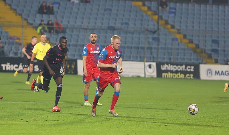 Fotbalisté Zlína v sobotním zápase 14. kola FORTUNA:LIGY pohráli s mistrovskou Plzní 0:3.