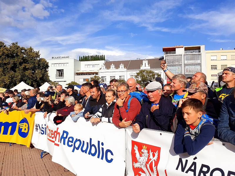 Po roční pauze Zlín opět burácí. Start 50. ročníku barumky ve Zlíně.