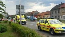 V Tlumačově vypadlo z okna tříleté dítě, to muselo být letecky transportováno do brněnské nemocnice.