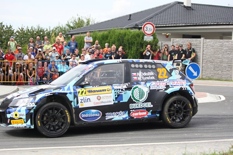 V rámci 49. ročníku Barum Czech Rally Zlín absolvovali v sobotu dopoledne jezdci rychlostní zkoušku Březová. Na snímku Roman Odložilík