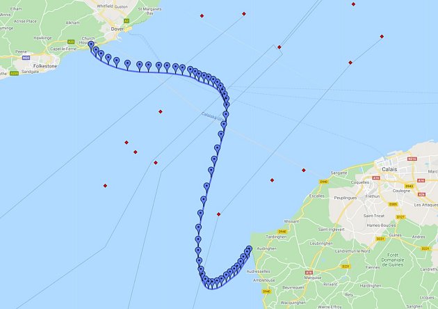 Abhejali Bernardová podruhé v kariéře přeplavala kanál La Manche. Přeplavba je součástí extrémního triatlonu, při kterém se vlastními silami dostane z Anglie až do Prahy. Celá trasa měří neuvěřitelných 1111 kilometrů!
