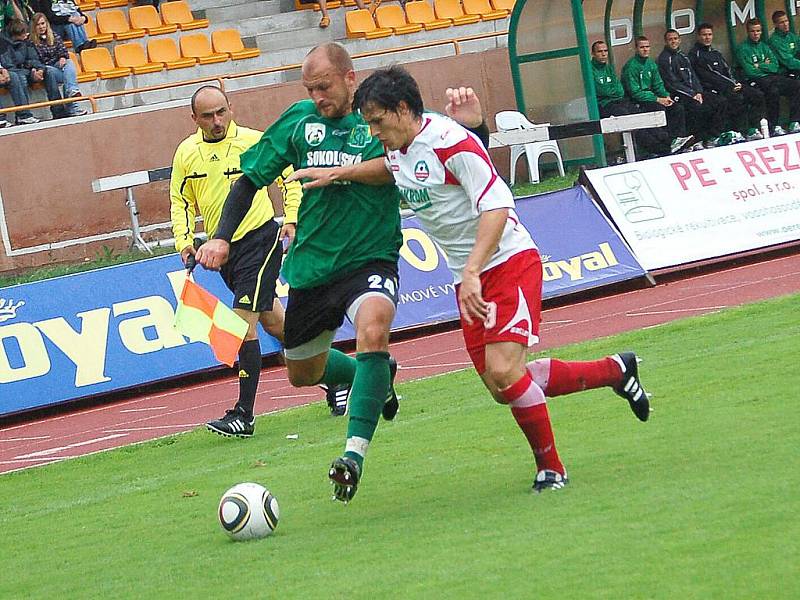 Utkání druhého kola druhé fotbalové ligy FK Baník Sokolov – FC Tescoma Zlín 2:3.