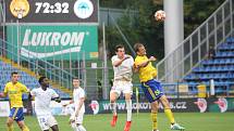 Fotbalisté Zlína (ve žlutých dresech) ve 3. kole FORTUNA:LIGY zdolali liberecký Slovan 2:1.