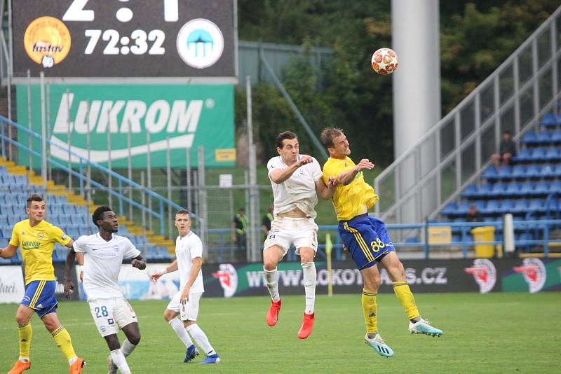 Fotbalisté Zlína (ve žlutých dresech) ve 3. kole FORTUNA:LIGY zdolali liberecký Slovan 2:1.