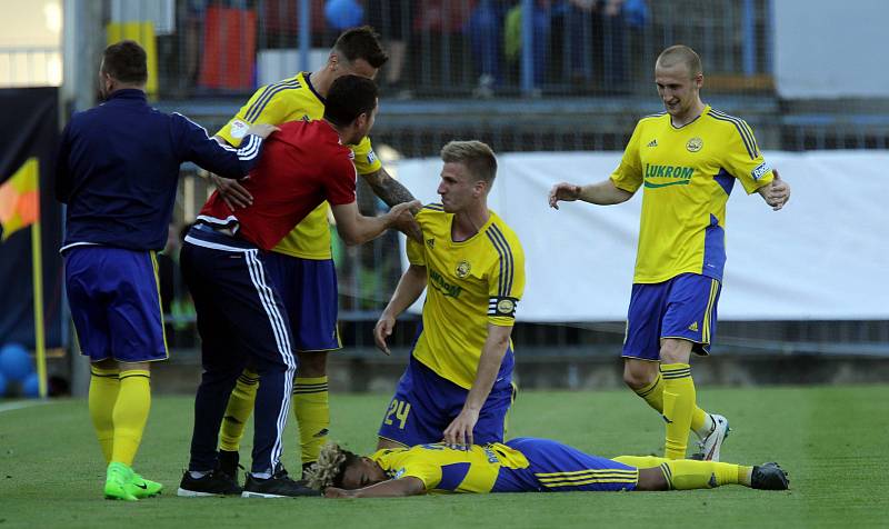 Zlín vede po poločase 0:1.