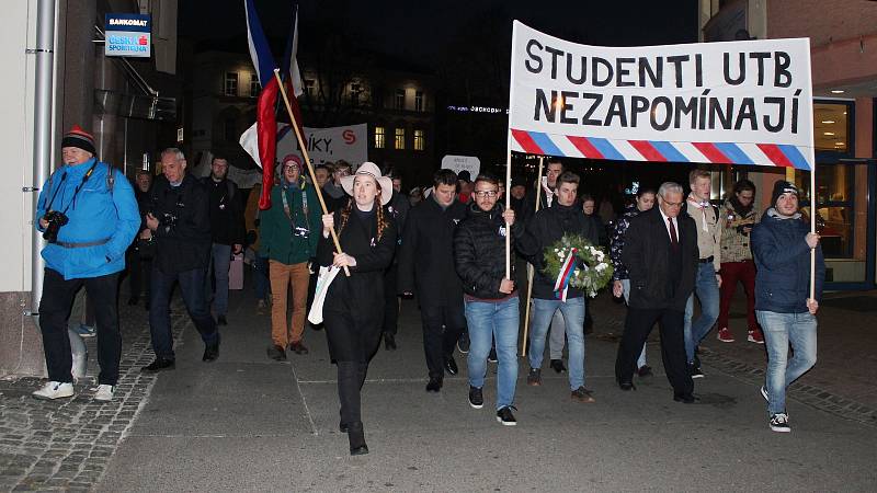 17. listopad uctili v sobotu 17. listopadu 2018 ve Zlíně společně, spojilo se na to hned několik institucí dohromady. Mimo jiné městem prošel také průvod.