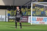 Fotbalisté Zlína (žluté dresy) se s letošní sezonou FORTUNA:LIGY rozloučili domácím zápasem s Jabloncem.