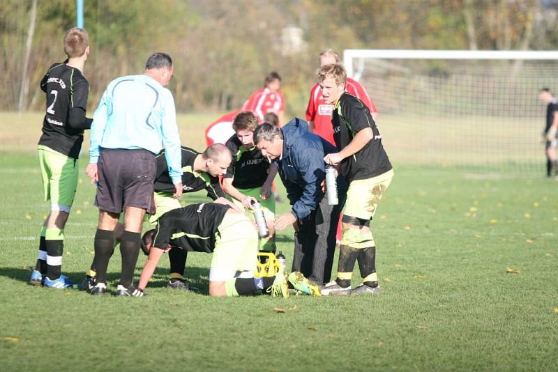 Fotbal OP Zlín:  Louky – Újezd