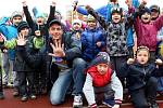 Akce Atletika pro děti s oštěpařem Vítězslavem Veselým na stadionu mládeže ve Zlíně.