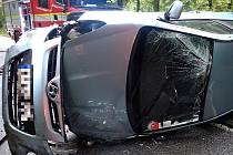 Záchranáři zasahovali v pátek 30. září odpoledne u havárie osobního vozu Hyundai na silnici mezi obcemi Březůvky a Ludkovice na Zlínsku.