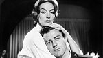 Poslední role ve filmu Horečka stoupá v El Pao (1959). Na snímku s Marií Felixovou.