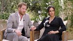 Jejich vztahy s Harryho rodinou poškodilo interview, které manželé poskytli moderátorce Oprah Winfrey a v němž královskou rodinu tvrdě ostouzeli.