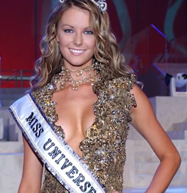 Australanka Jennifer Hawkins vyhrála roku 2004.