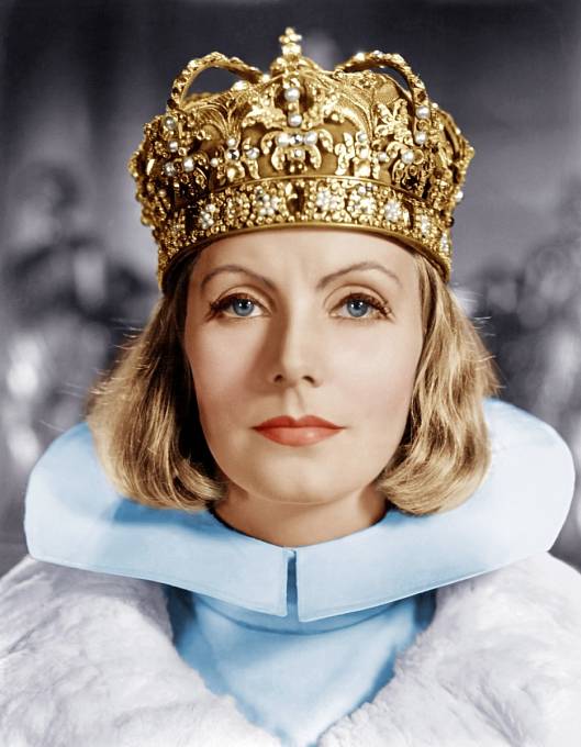 V životopisném snímku Královna Kristýna (1933) si zahrála slavnou švédskou panovnici.
