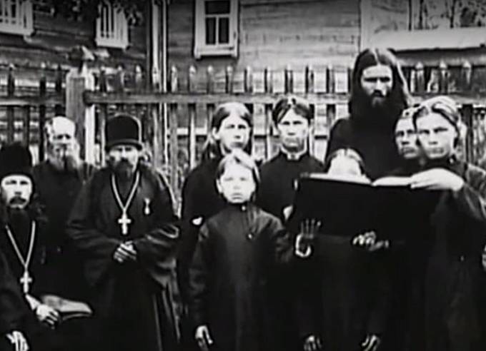 Rasputin s církevníky.