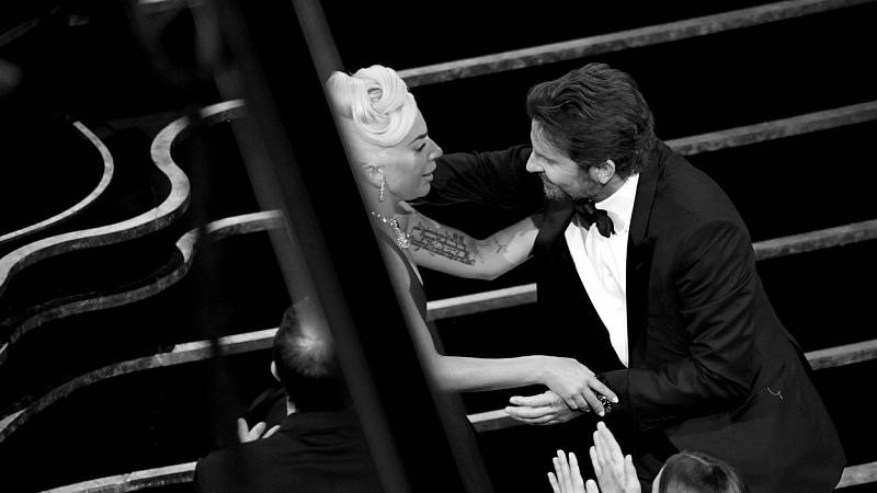 Lady Gaga a Bradley Cooper